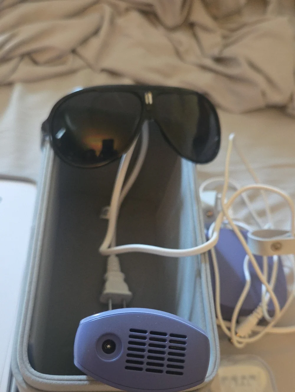 White Hair Removal Device - Compact IPL Remover
